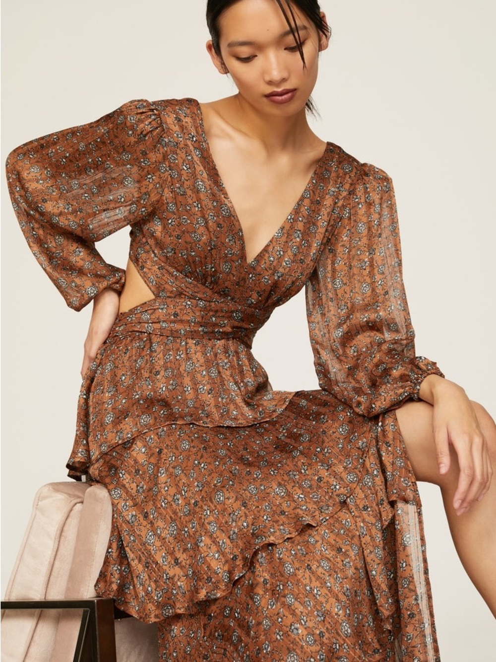 Astr Anora Brown Floral Tiered V-Neck Maxi Dress - Picture 6 of 16